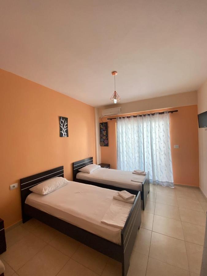 Villa Sopebra Sarandë Exterior foto